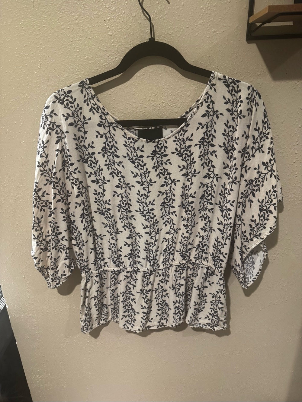 Cynthia Rowley White Top with Navy Leaf Print